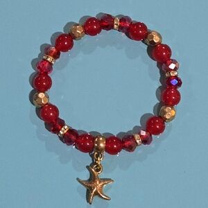 Nordstrom Red and Gold Stretch Beaded Bracelet with Starfish Charm NWOT